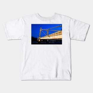 Albert Bridge River Thames London Kids T-Shirt